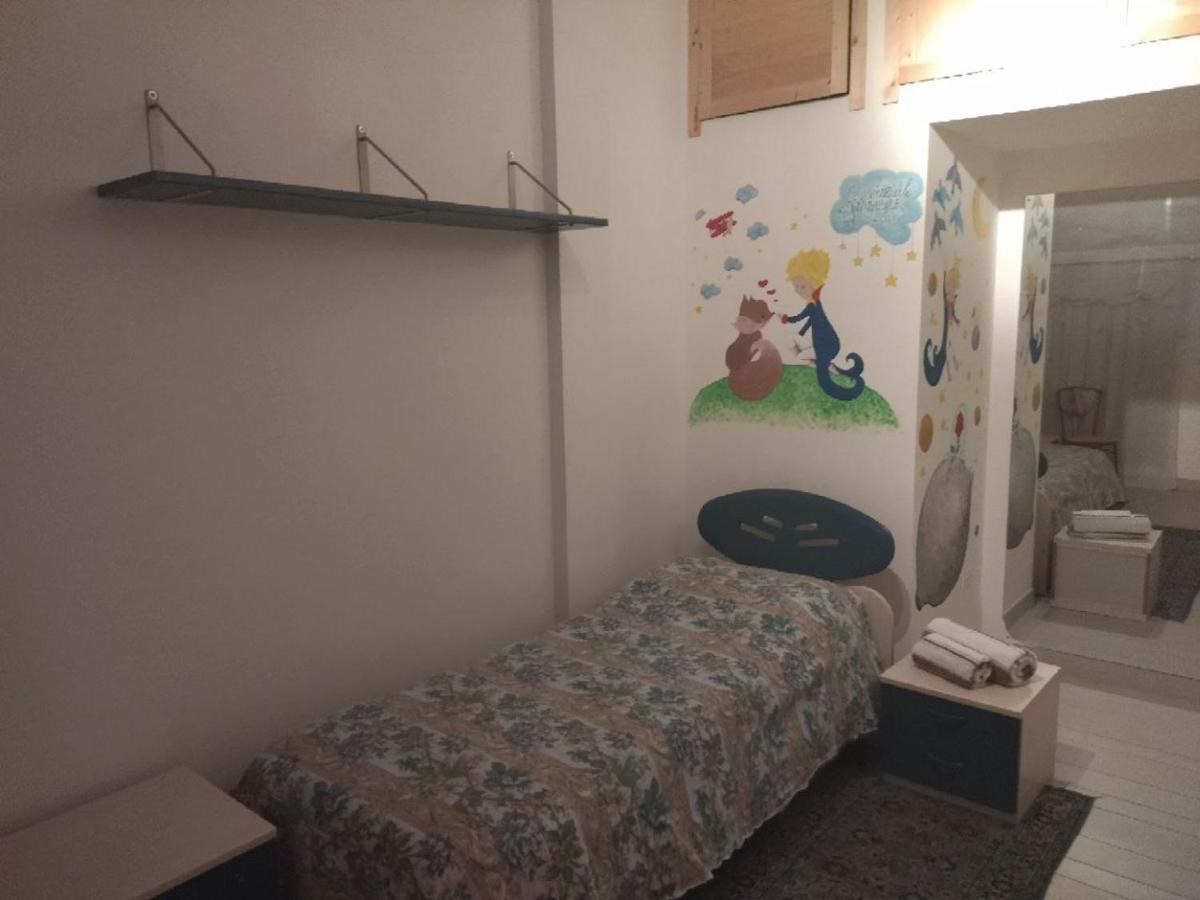 Room In Guest Room - Single Room Between Padua And Chioggia Brugine Exterior foto